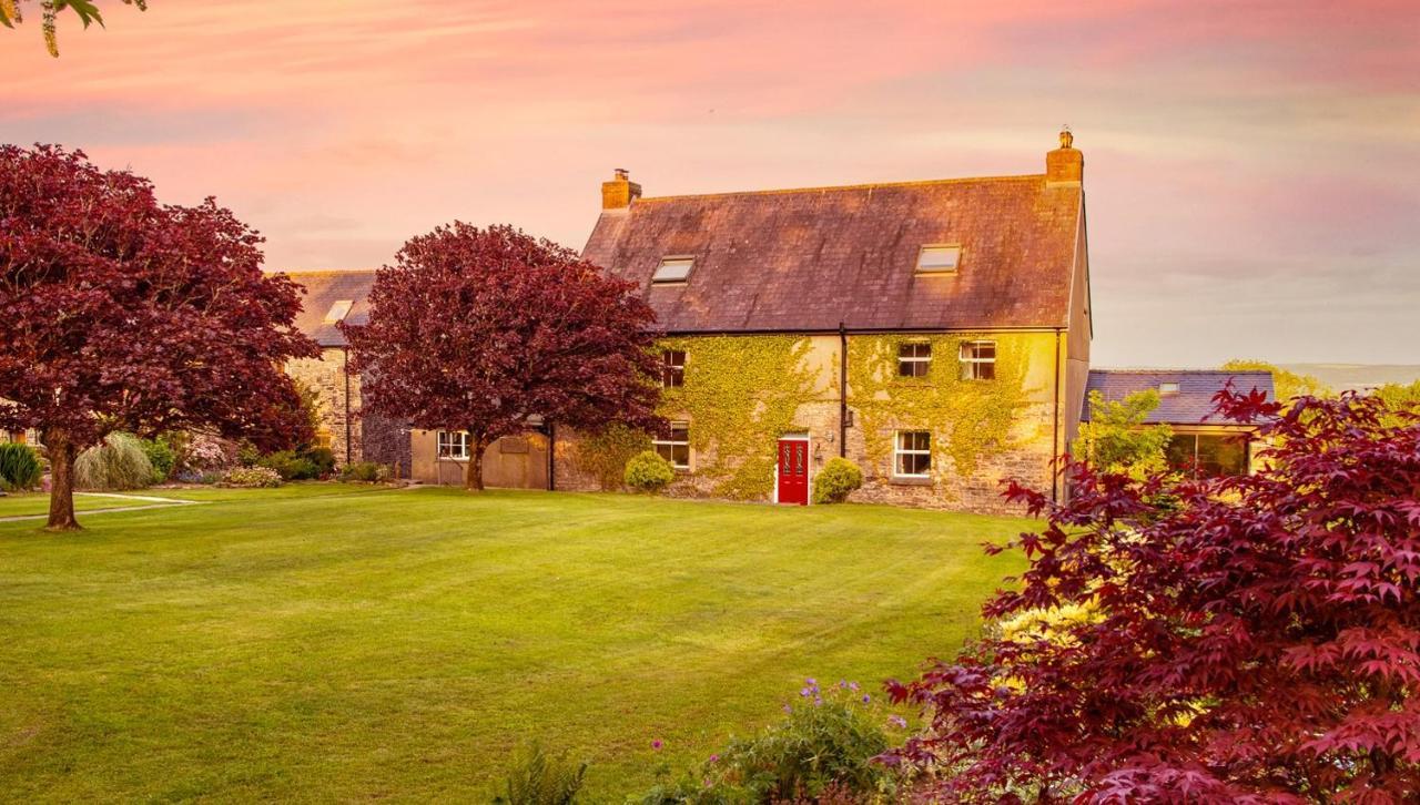 Kidwelly Farmhouse B&B Dış mekan fotoğraf